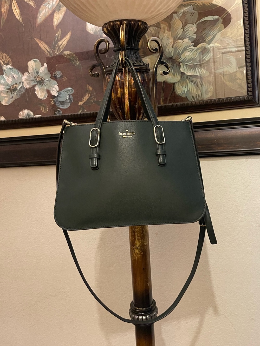 Kate Spade please check all picture of condition